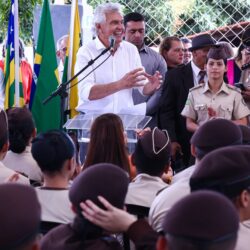 Colégios militares são entregues por Caiado em Aparecida e Hidrolândia