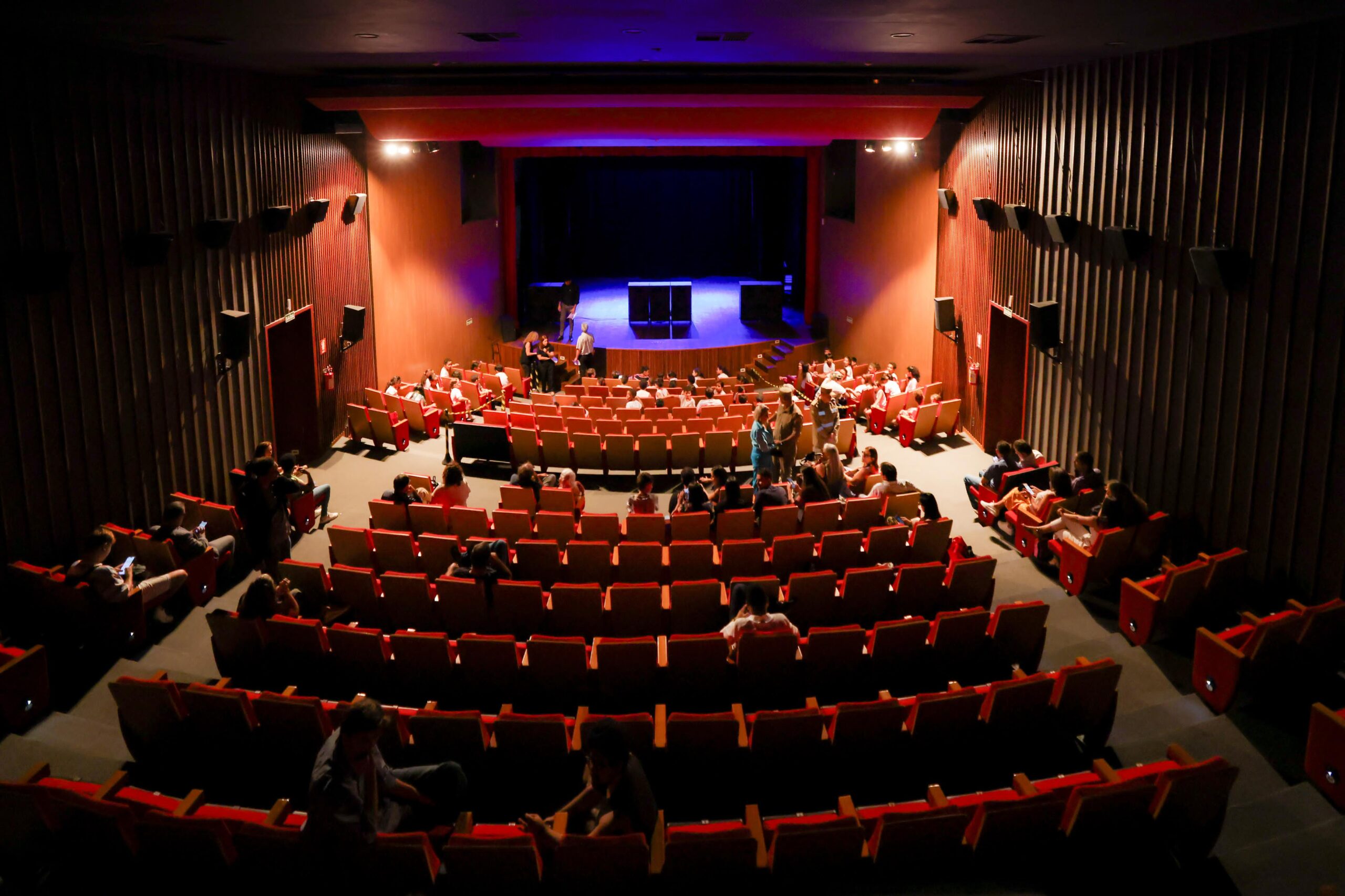 No momento, você está visualizando Caiado entrega modernização do Cine Teatro São Joaquim