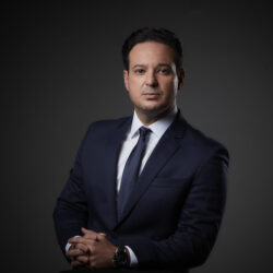 Dr. Dhyego Curado traz técnicas avançadas de rejuvenescimento