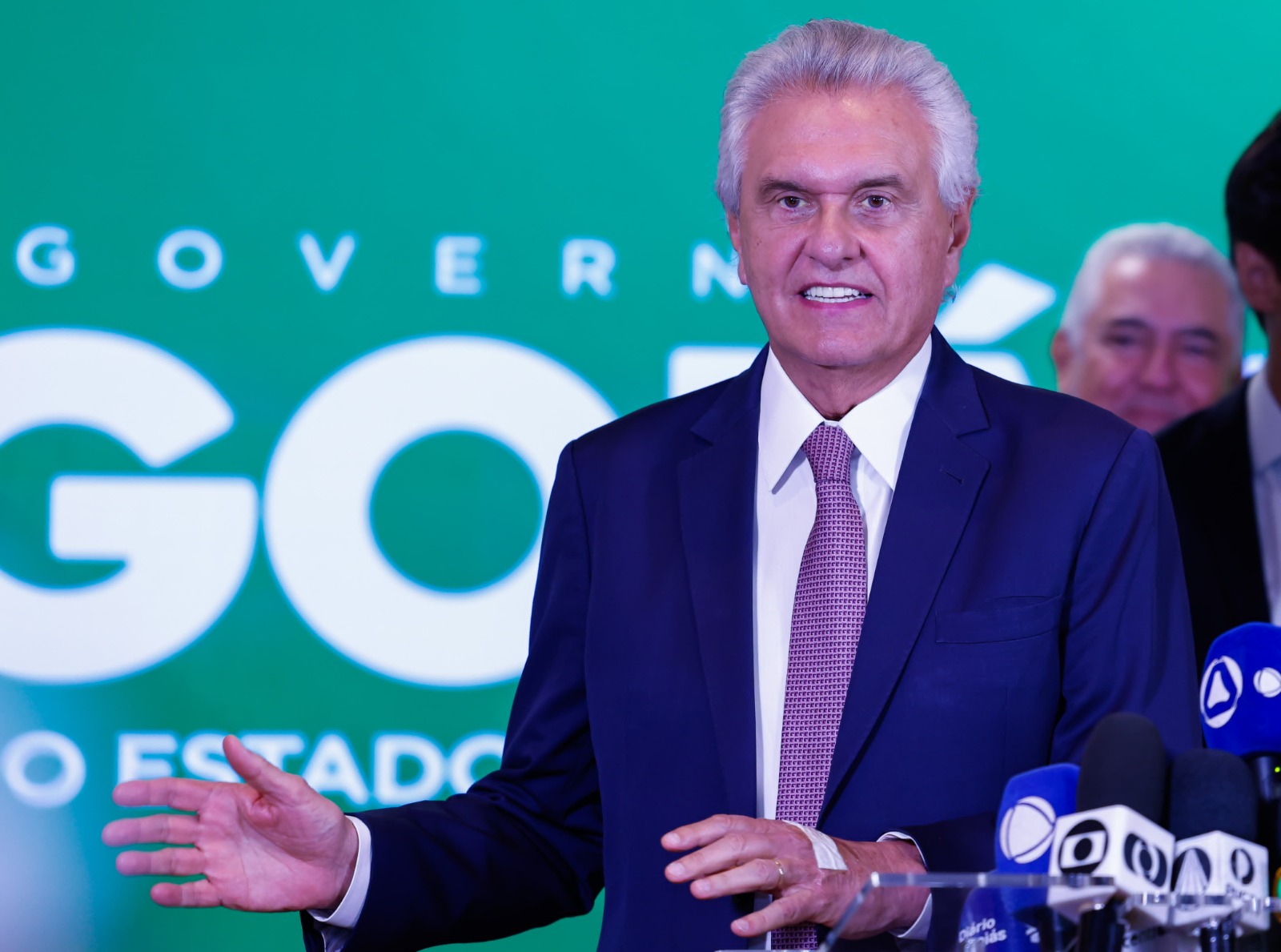 No momento, você está visualizando Caiado anuncia devolução de R$ 31 milhões em ICMS cobrado sobre energia solar
