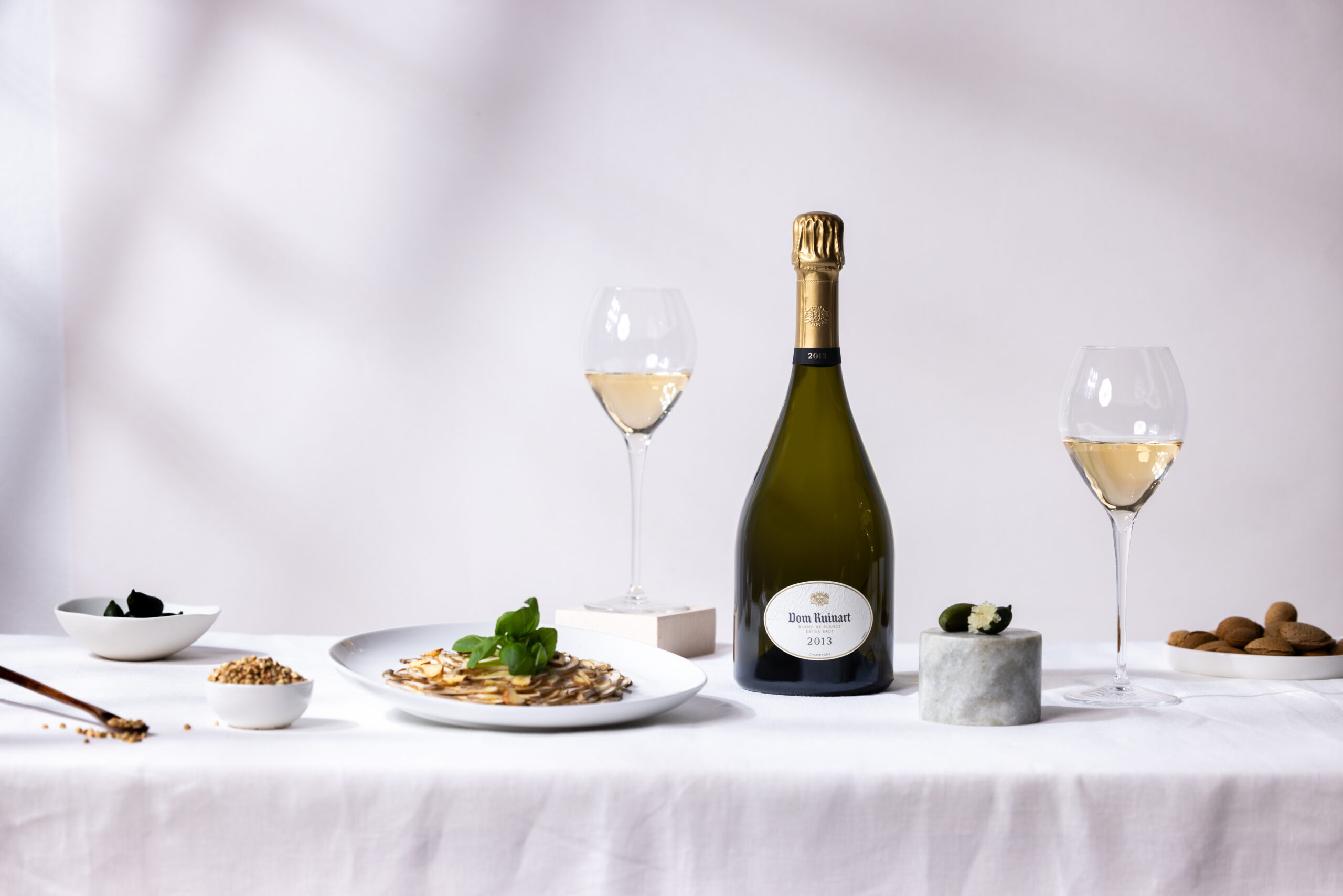No momento, você está visualizando Chega ao Brasil a cuvée de prestígio Dom Ruinart 2013