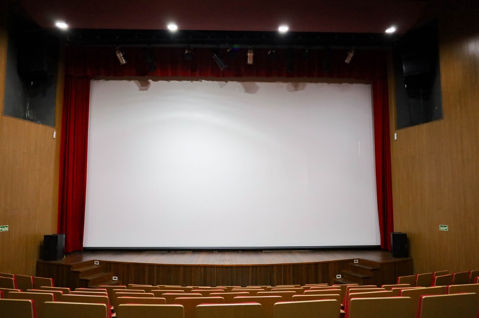 No momento, você está visualizando Cine Teatro São Joaquim exibe filmes premiados e inéditos