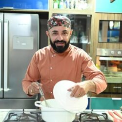 Chef Pedro Ernesto prepara Moqueca de Pintado