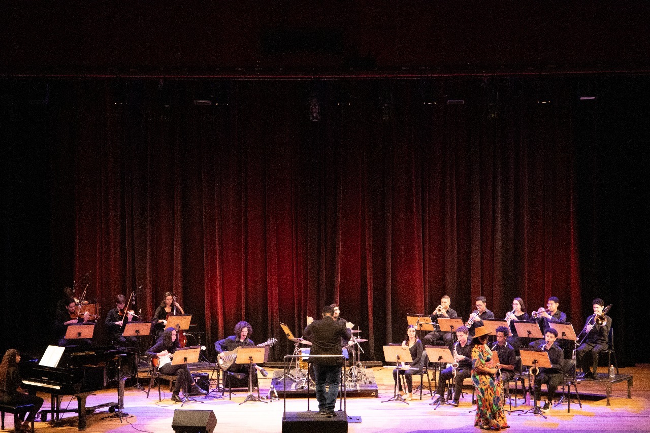 No momento, você está visualizando Big Band Basileu França toca choro e jazz em concerto grátis