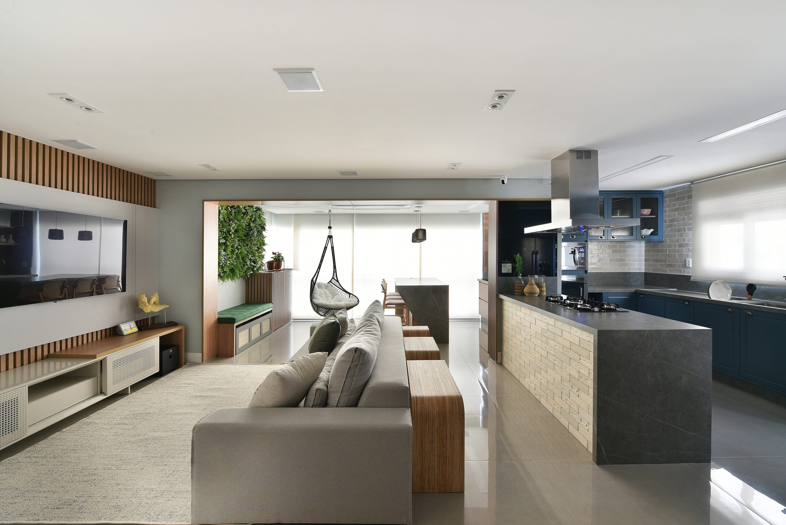 No momento, você está visualizando Poltrona Suspensa: Como incluir esse móvel no Décor