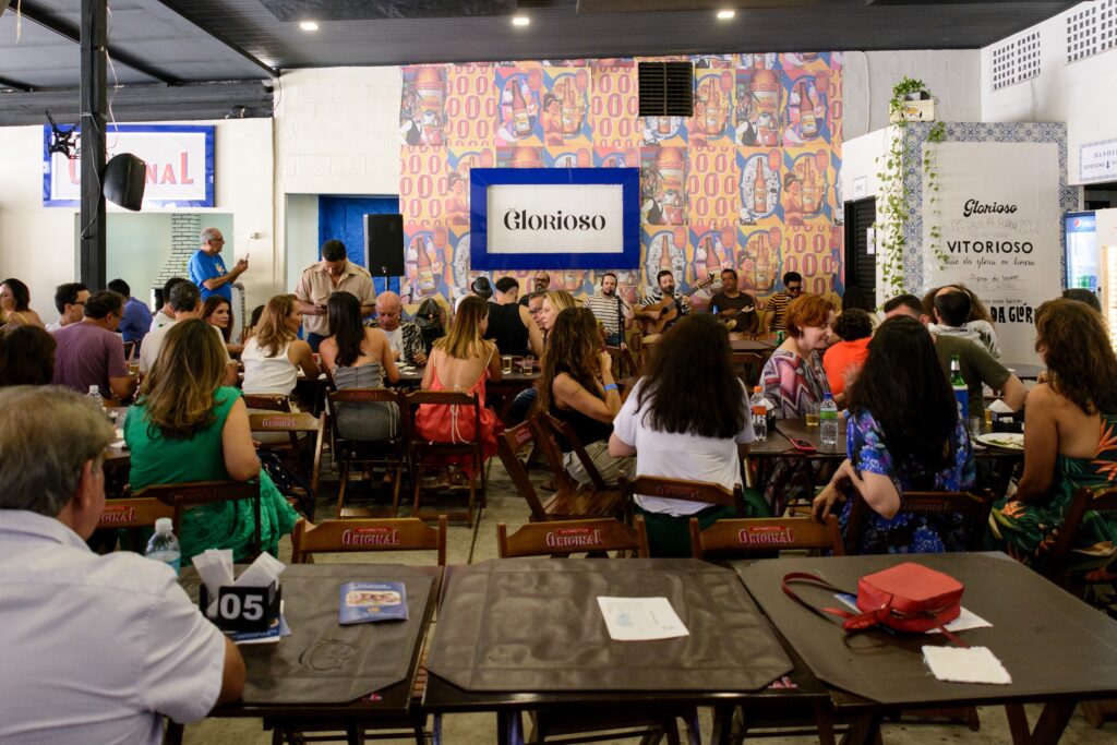 Samba Solidário recebe Heróis de Botequim e Xexéu
