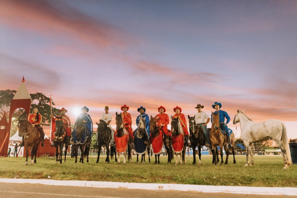 Luziânia abre o Circuito das Cavalhadas 2025 em Goiás