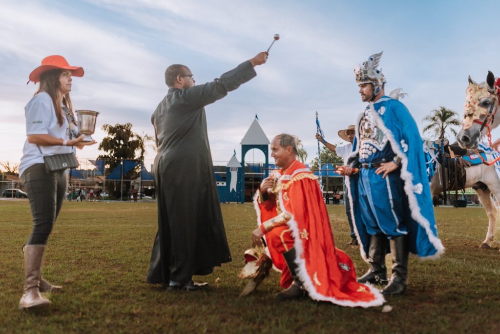 Luziânia abre o Circuito das Cavalhadas 2025 em Goiás