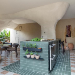 Cozinha Conviver Deca traduz natureza e afeto na CASACOR