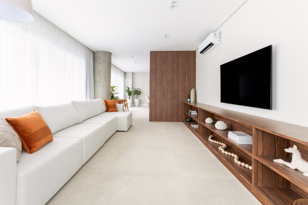 A sofisticação da madeira pau ferro no décor contemporâneo 