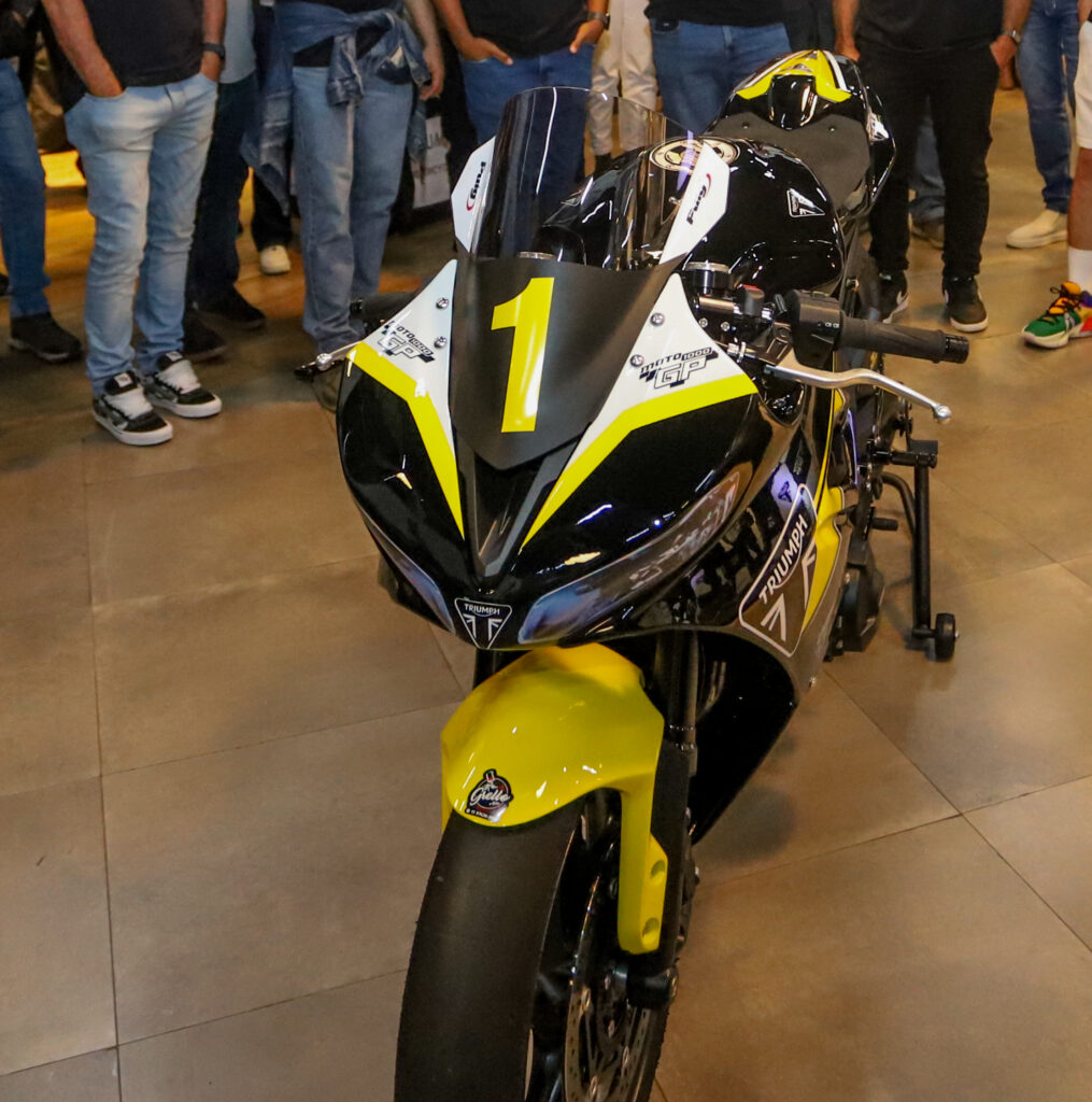 Triumph e MOTO1000GP revelam moto da Daytona 660 Cup