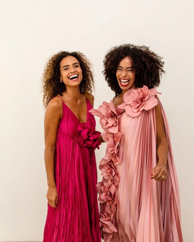 Nova cápsula Chic D’Hiver une luxo europeu e leveza tropical