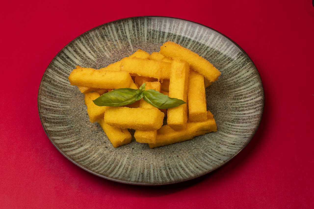 No momento, você está visualizando Polenta frita: sabor e nutrição do petisco do Festival Italiano