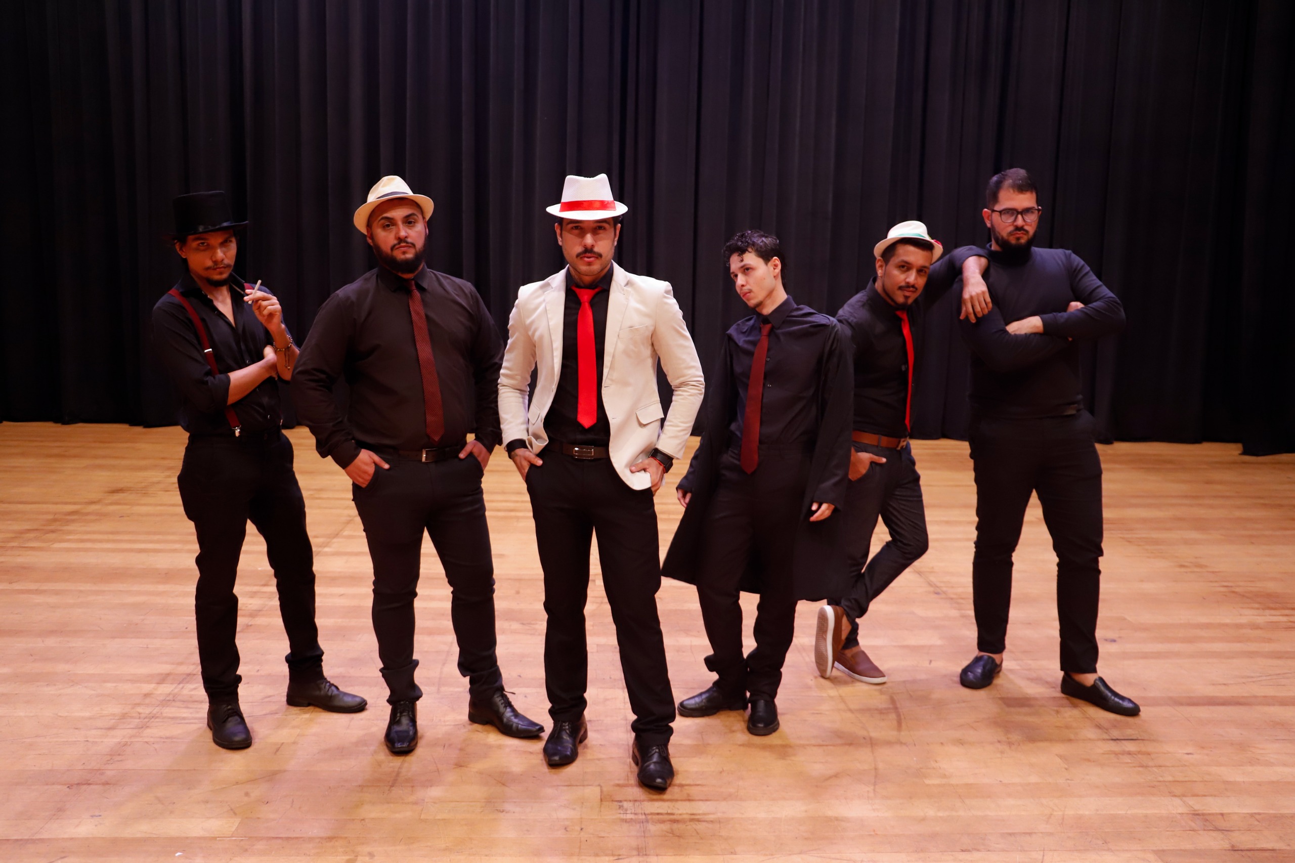 No momento, você está visualizando “Ópera do Malandro” abre temporada no Teatro Basileu França