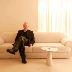 Reinaldo Lourenço inaugura novo atelier sob medida em Pinheiros