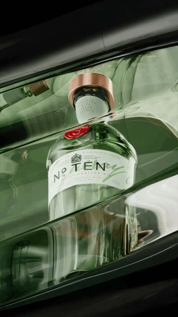 Tanqueray Nº Ten apresenta nova garrafa e reforça seu luxo