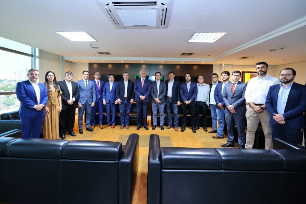 Caiado abre diálogo com saúde e agronegócio contra tarifaço