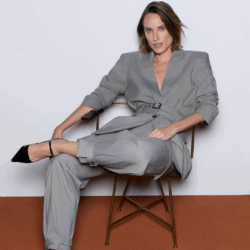 NIINI celebra Carol Celico com coleção Château Noir