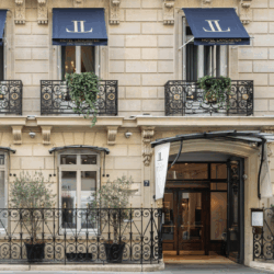 Hôtel Lancaster celebra 100 anos e legado com estrelas de cinema