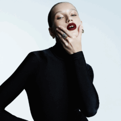 Hector Albertazzi lança Alpha, novo drop da coleção Cosmos