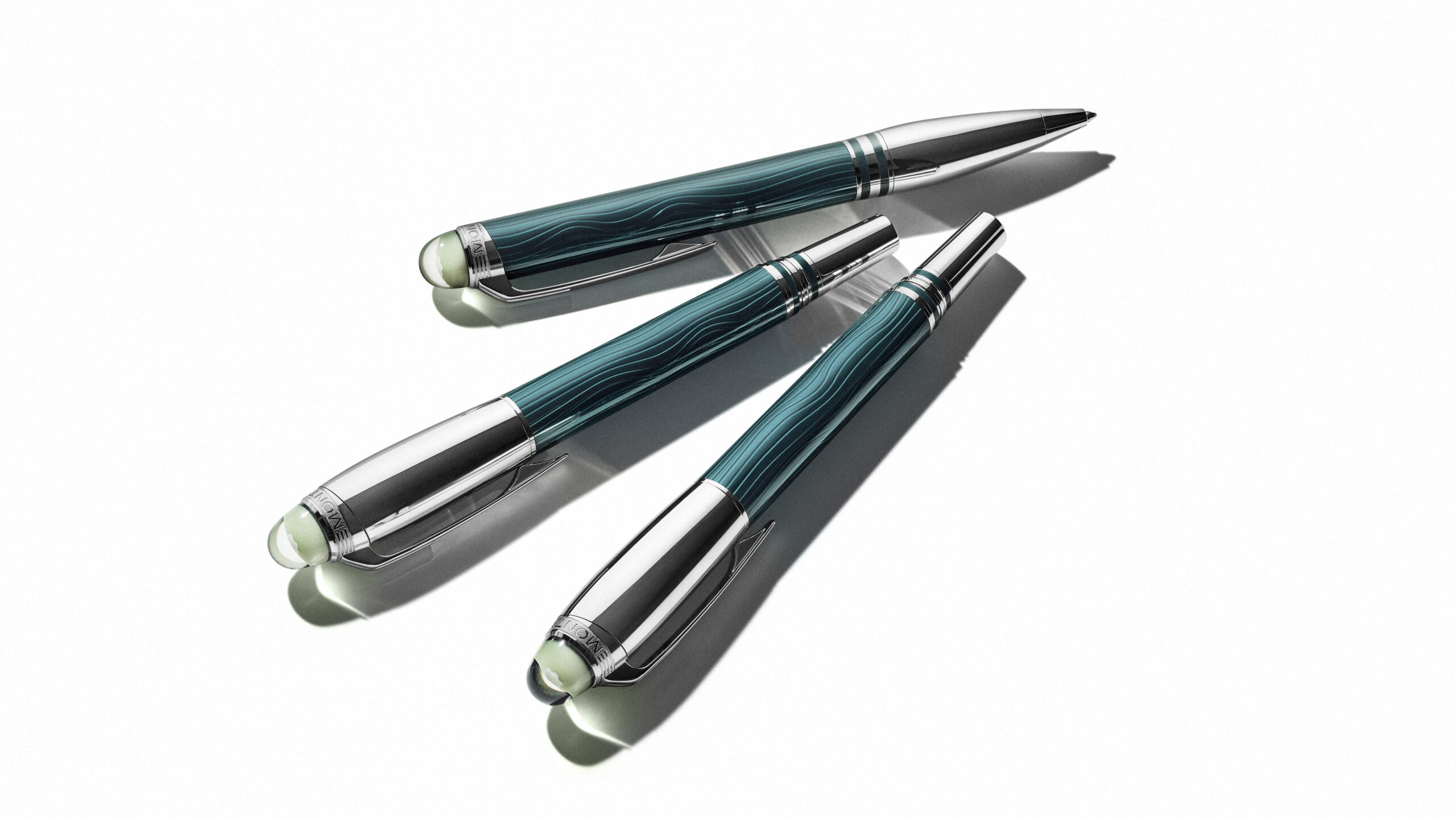 No momento, você está visualizando Montblanc StarWalker PolarGreen: tributo ao show de luzes