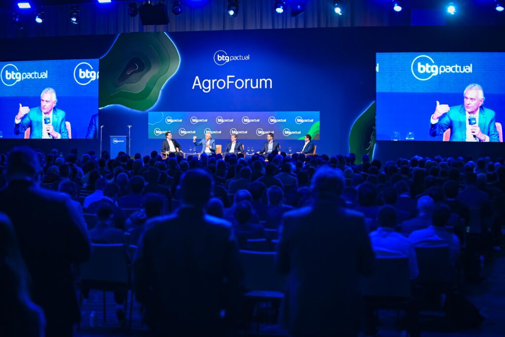 Caiado defende união política no AgroFórum 2025 em SP