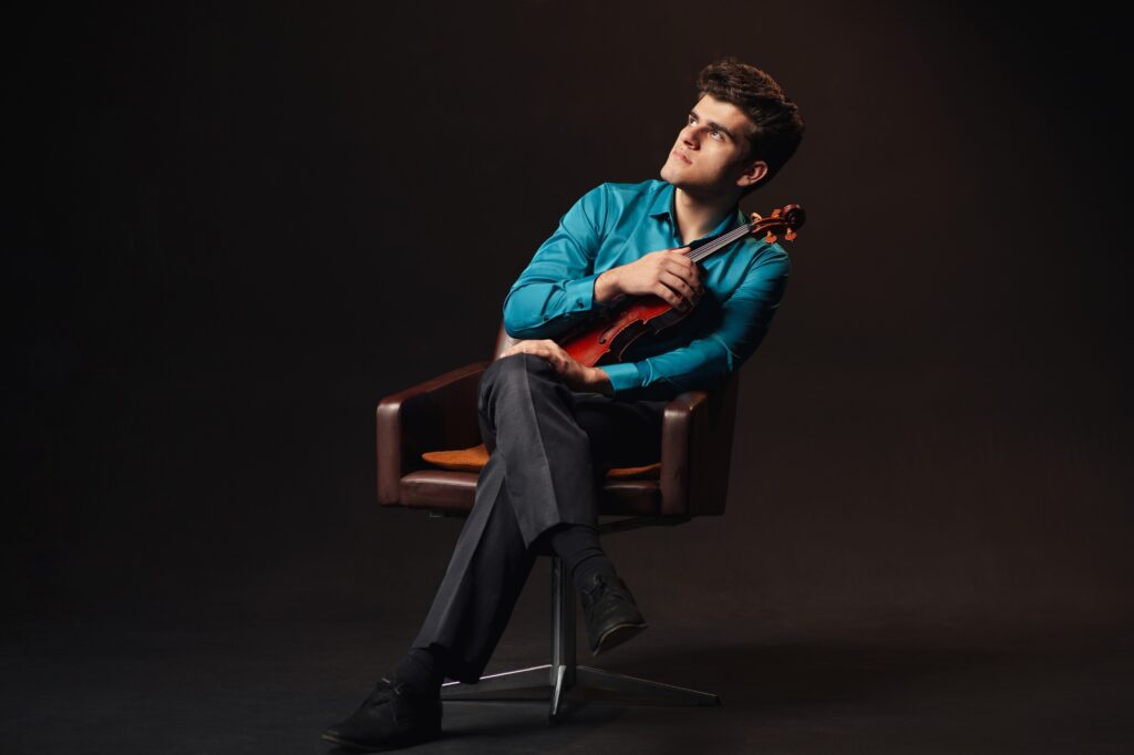 Orquestra Sinfônica Jovem de Goiás realiza concerto gratuito