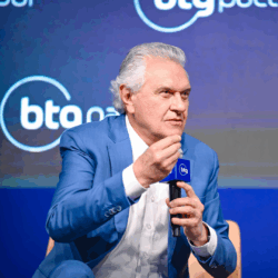 Caiado defende união política no AgroFórum 2025 em SP