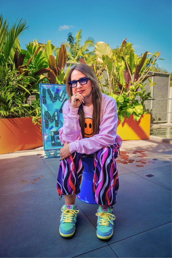 Fernanda Alvarez estreia com exposição Magic Roads