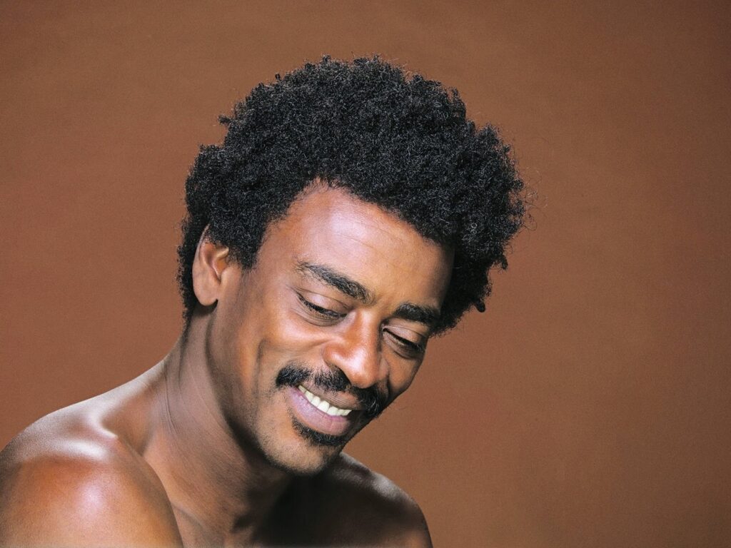 Show de Seu Jorge terá LOTE EXTRA de ingressos gratuitos