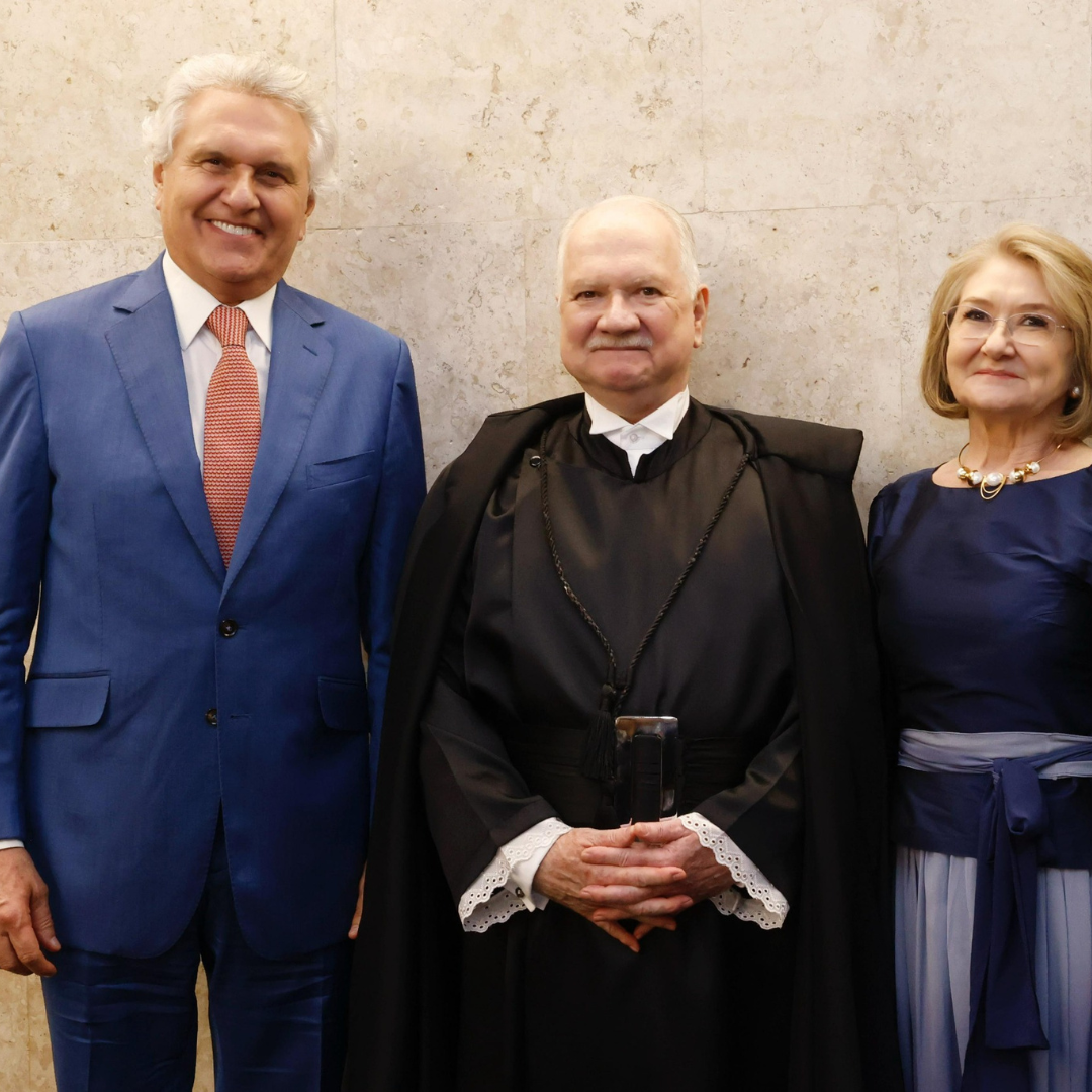 No momento, você está visualizando Caiado destaca democracia durante posse de Edson Fachin