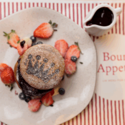 Cici Navarro assina menu especial no cardápio do Café Cherie