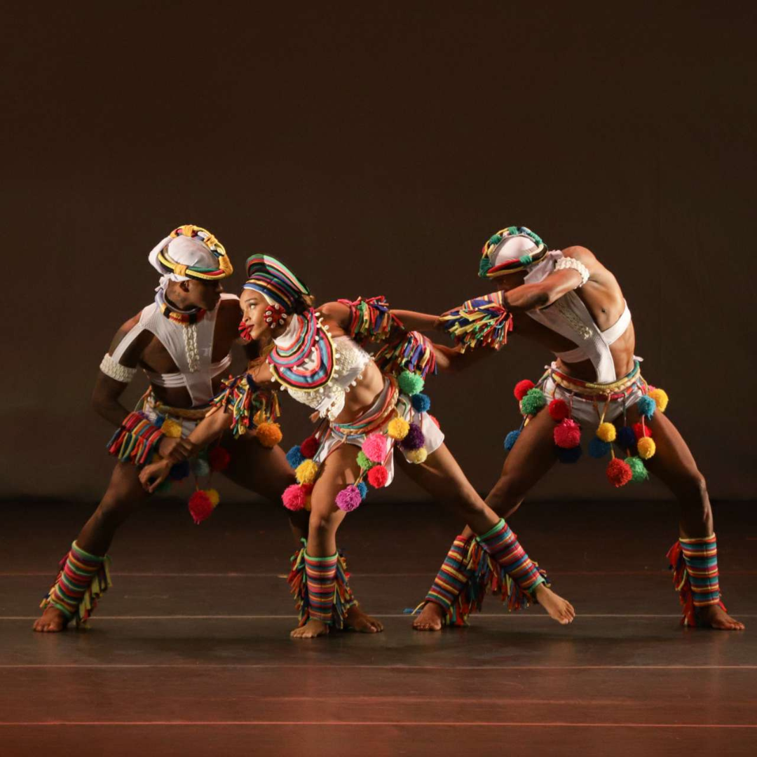 No momento, você está visualizando Balé Folclórico da Bahia celebra 37 anos em Goiânia