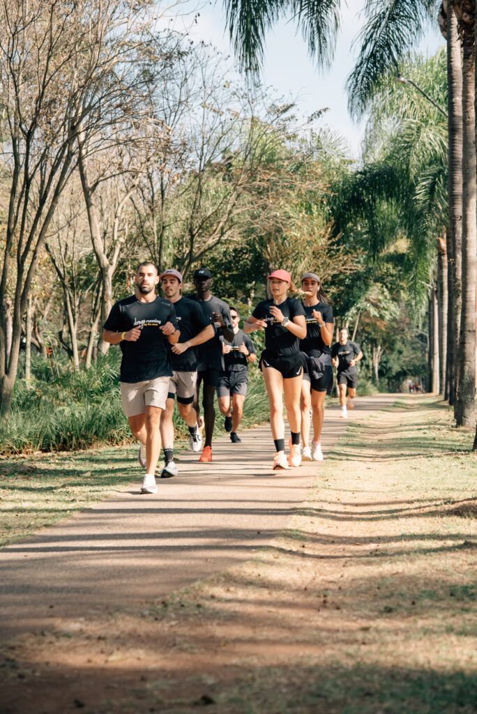 Dengo e the news realizam primeira corrida de rua em SP