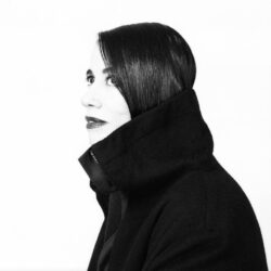 Gloria Coelho apresenta “O futuro se constrói em movimento” com desfile na estação Júlio Prestes