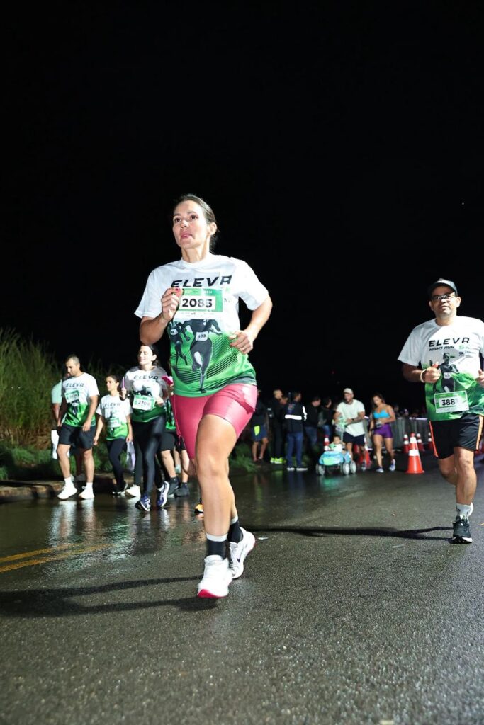 Corrida Eleva 2025 transforma Goiânia em palco noturno