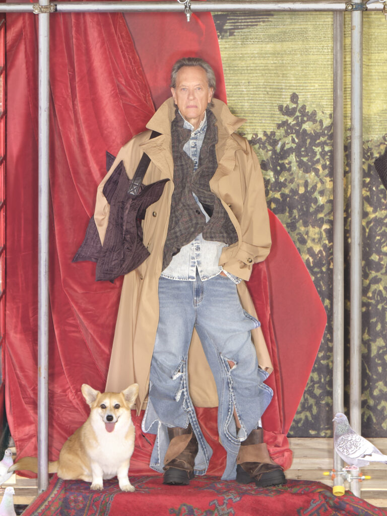 H&M apresenta coleção em parceria com Glenn Martens