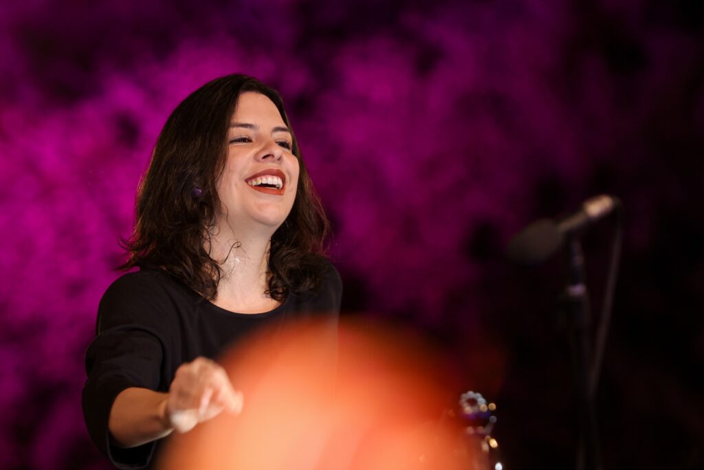 Orquestra Filarmônica apresenta concerto gratuito no Teatro Sesi