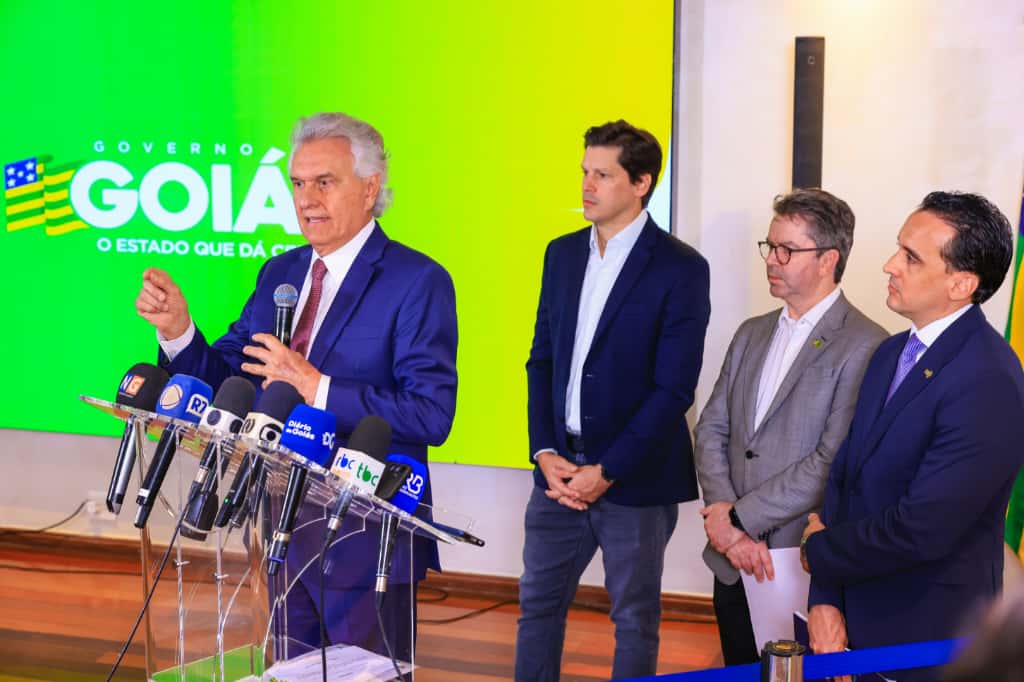 Caiado aciona STF por repasses da União à saúde de Goiás