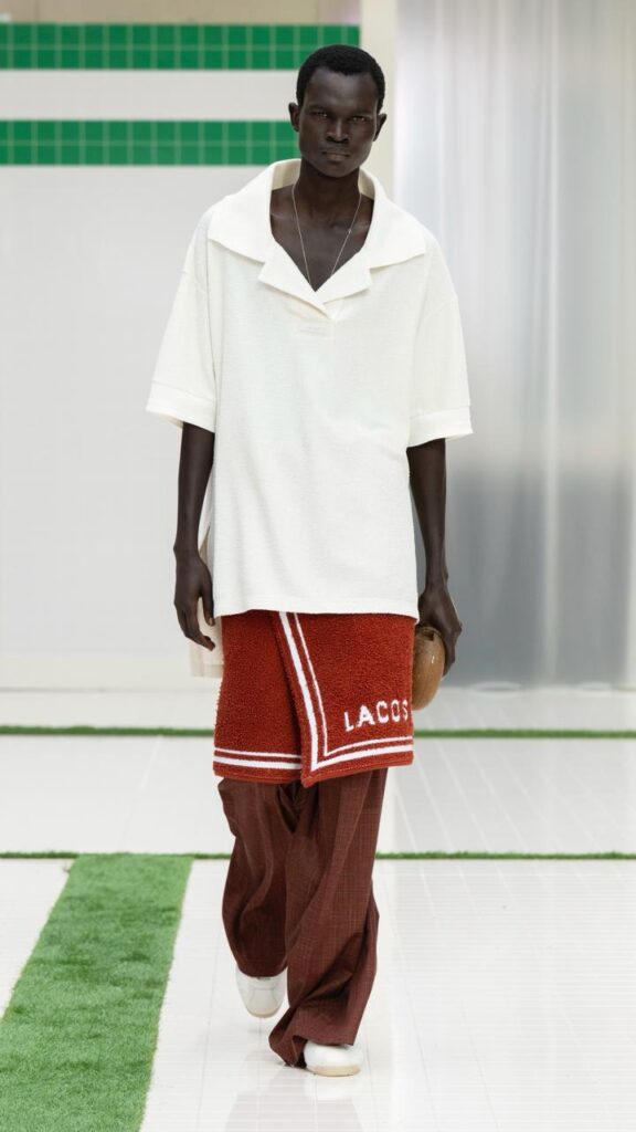Lacoste Primavera-Verão 2026: ode ao esporte através da moda
