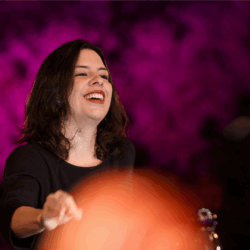 Orquestra Filarmônica apresenta concerto gratuito no Teatro Sesi