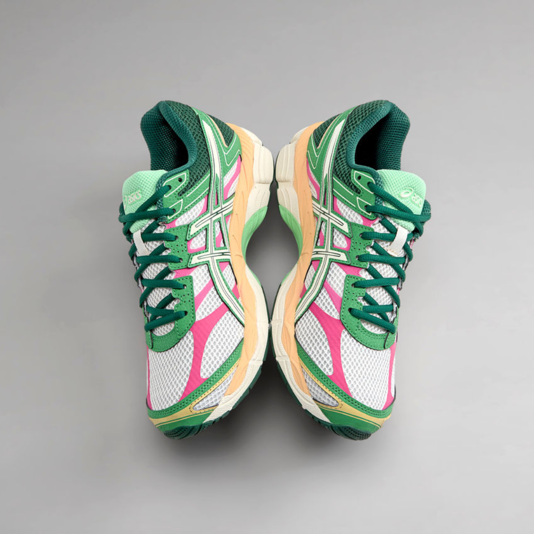 No momento, você está visualizando ASICS relança GEL-CUMULUS™ 16 com visual retrô e atual