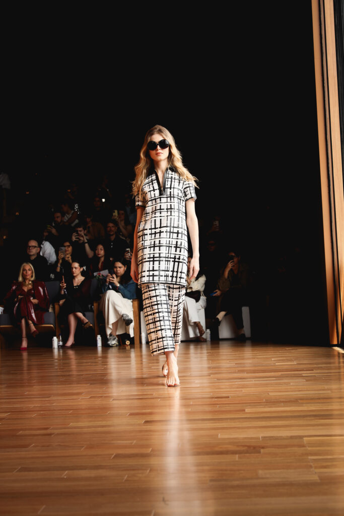 Patricia Viera leva coleção inspirada em Londres ao SPFW