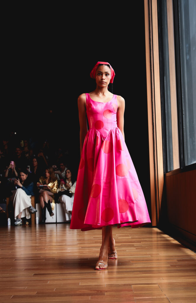 Patricia Viera leva coleção inspirada em Londres ao SPFW