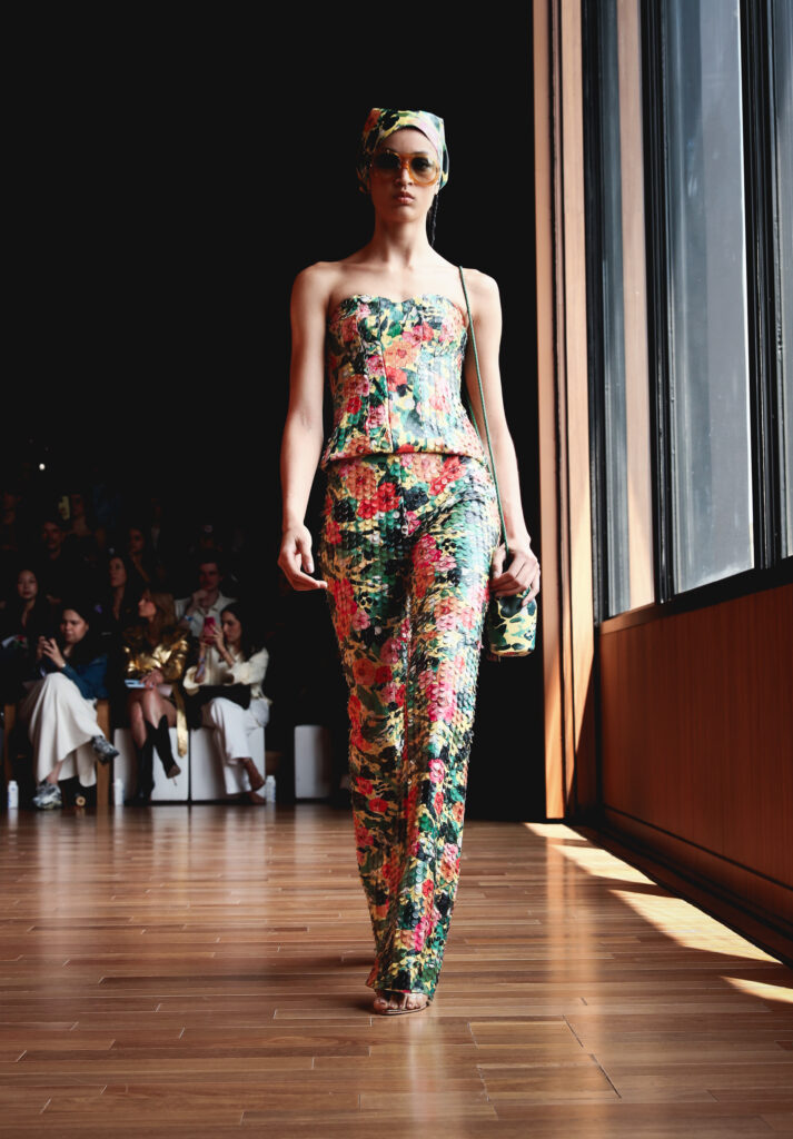 Patricia Viera leva coleção inspirada em Londres ao SPFW