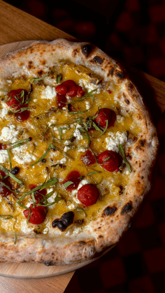 Baco Pizzaria lança Pizza Marina com queijo Nete premiado