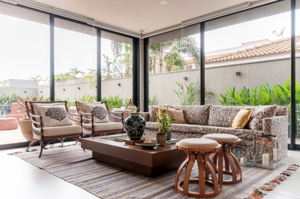 Como incluir as mesas de centro em livings e salas de estar