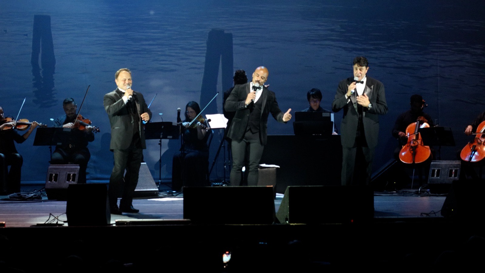 No momento, você está visualizando Bravo Tenores in Concert apresenta espetáculo com canções italianas no Teatro Rio Vermelho