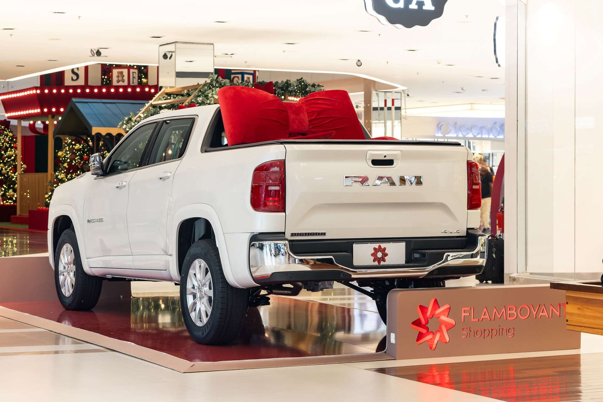 No momento, você está visualizando Black Friday Flamboyant Shopping chega com descontos de até 70%