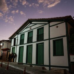 Pirenópolis: Theatro Sebastião Pompeu de Pina tem programação gratuita no mês de dezembro